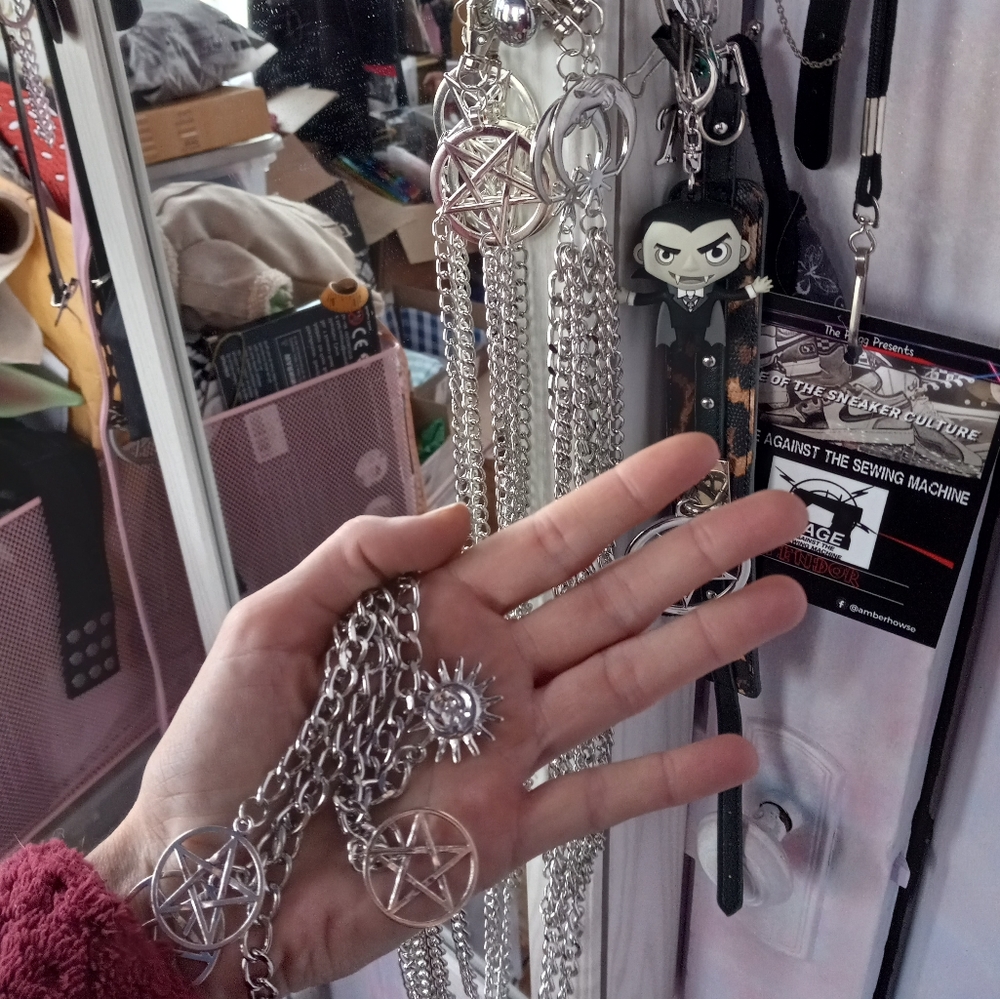 Pentacle witchy chain Belt! Nwot! - Picture 2 of 2